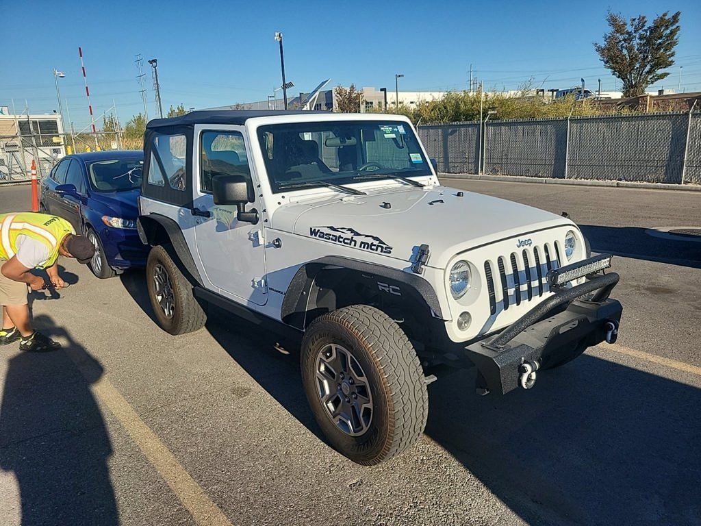 Used 2018 Jeep Wrangler Sport AWD/4WD image 3