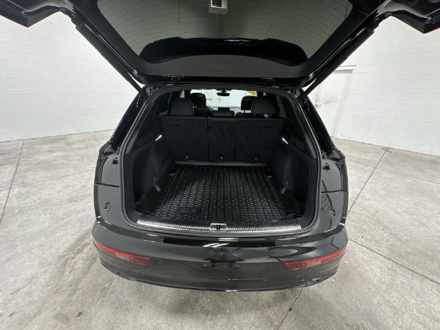 Used 2020 Audi SQ5 Premium Plus AWD/4WD image 16