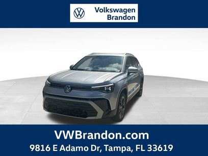 Used 2025 Volkswagen Taos SE w/ Black Wheel Package