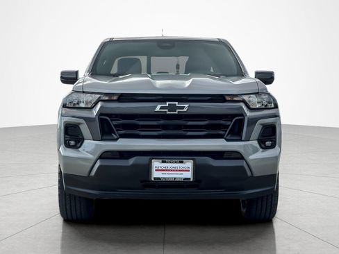 Used 2024 Chevrolet Colorado LT w/ LT Convenience Package image 8