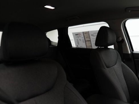 Used 2023 Hyundai Santa Fe SE image 18