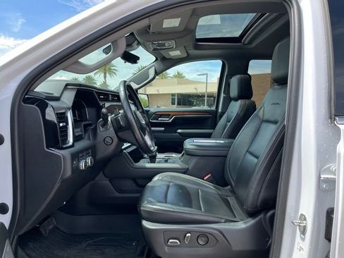 Used 2022 GMC Sierra 1500 Denali w/ Denali Reserve Package image 13