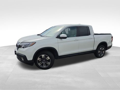 Used 2017 Honda Ridgeline RTL image 2