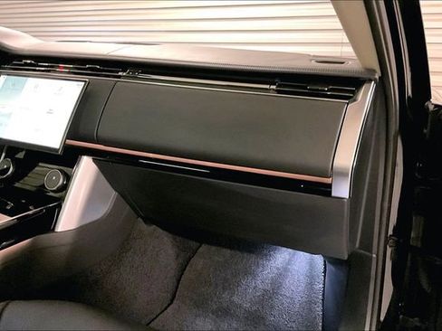 Certified 2023 Land Rover Range Rover Long Wheelbase SE image 25