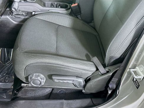 Used 2021 Jeep Gladiator Sport image 23