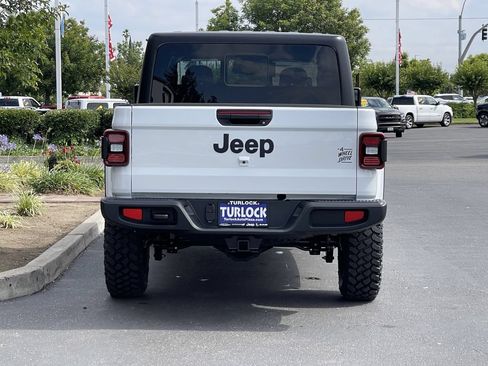 New 2026 Jeep Gladiator Mojave AWD/4WD image 5