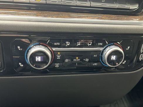 Certified 2024 GMC Sierra 1500 Elevation image 24