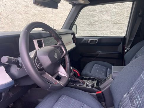 Used 2025 Ford Bronco Heritage Edition image 9