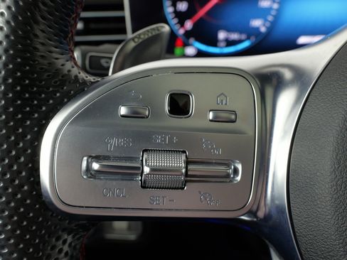 Used 2023 Mercedes-Benz GLE 53 AMG 4MATIC image 39