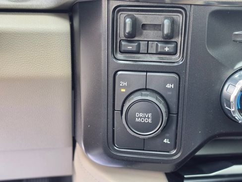 Used 2026 Ford F450 Platinum w/ Platinum Plus Package AWD/4WD image 18