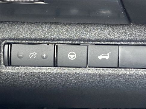 New 2025 Nissan Pathfinder SL image 30