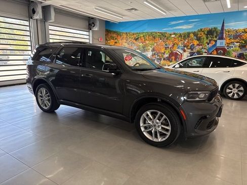 Used 2024 Dodge Durango GT AWD/4WD image 9