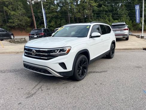 Used 2022 Volkswagen Atlas SE w/ Panoramic Sunroof Package FWD image 39