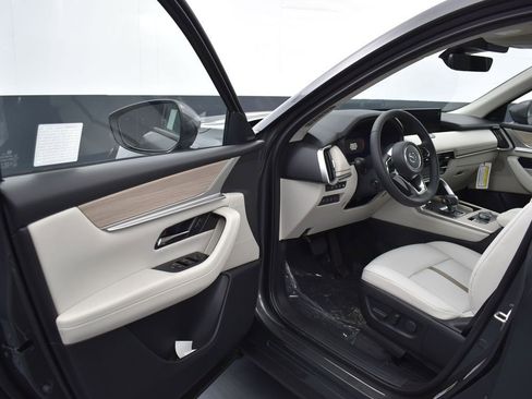 New 2026 MAZDA CX-90 Plug-In Hybrid w/ Premium Plus image 8