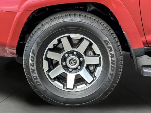 Certified 2023 Toyota 4Runner TRD Off-Road Premium w/ Off Road Premium Plus Package AWD/4WD image 26