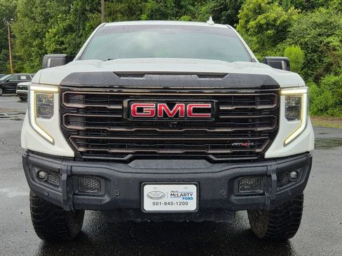 Used 2024 GMC Sierra 1500 AT4X AWD/4WD image 8
