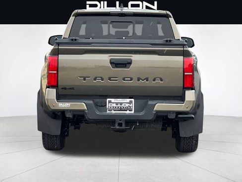 Used 2026 Toyota Tacoma TRD Off-Road w/ TRD Off Road Premium Package AWD/4WD image 5