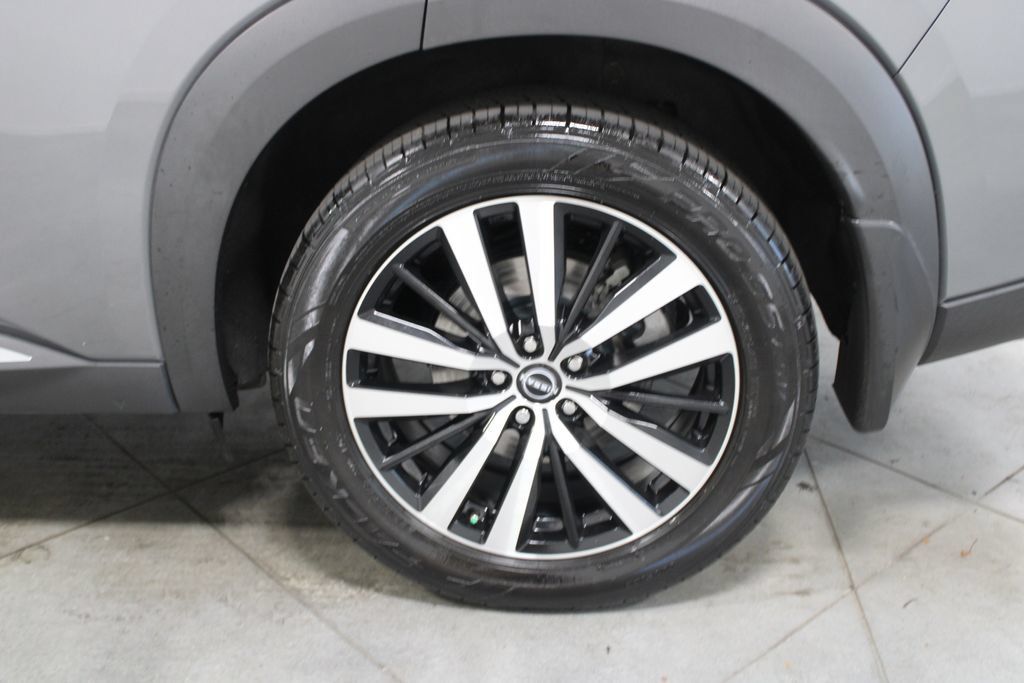 Used 2023 Nissan Pathfinder Platinum AWD/4WD image 66
