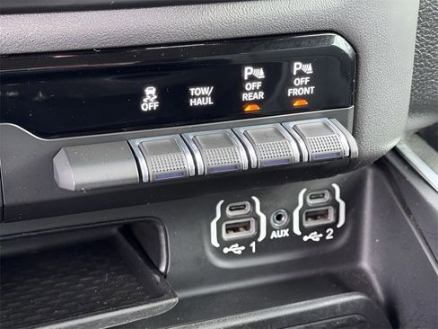 Used 2020 RAM 1500 Big Horn image 19