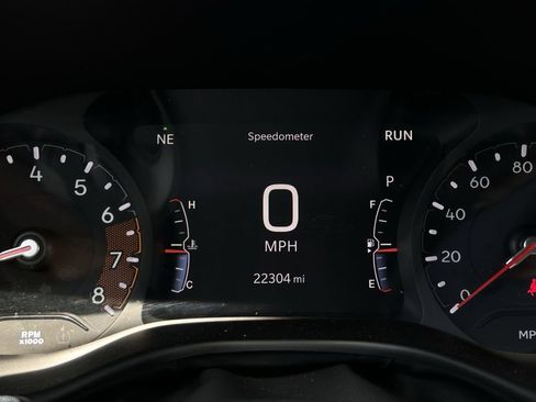 Used 2025 Jeep Compass Latitude image 17