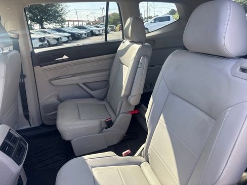 Used 2021 Volkswagen Atlas SEL FWD image 12