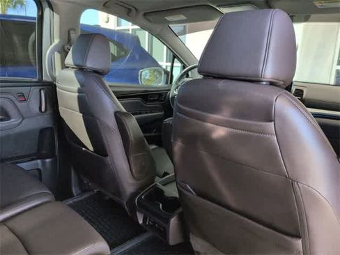 Used 2024 Honda Odyssey Touring image 19