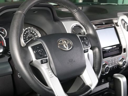 Used 2016 Toyota Tundra Platinum image 4