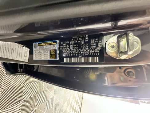 Used 2025 Kia Telluride S FWD image 12