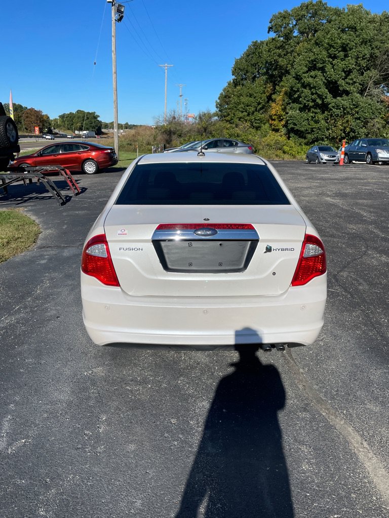 Used 2010 Ford Fusion Hybrid FWD image 4