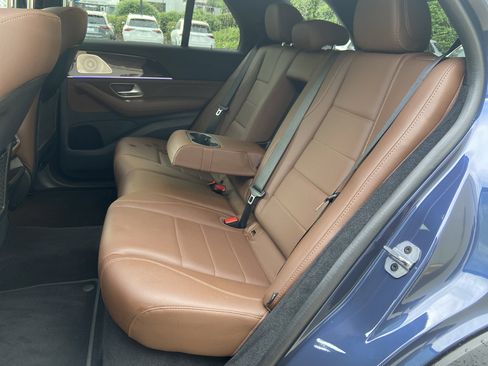 Certified 2024 Mercedes-Benz GLE 350 4MATIC image 40