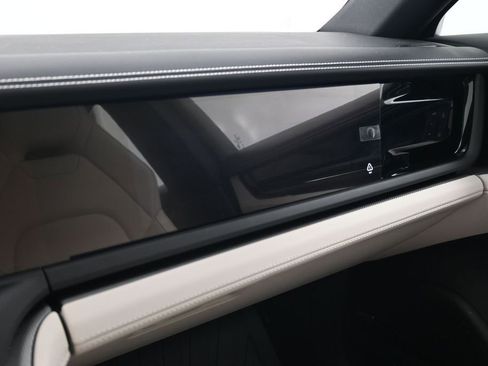 Used 2026 Porsche Panamera image 22