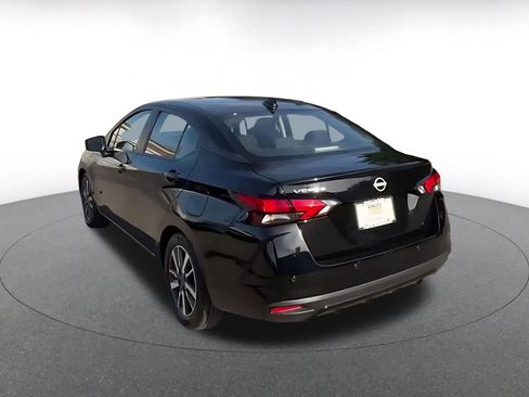 Used 2025 Nissan Versa SV image 11