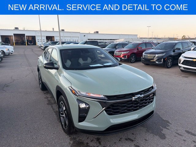 Used 2024 Chevrolet Trax RS w/ Driver Confidence Package FWD image 5