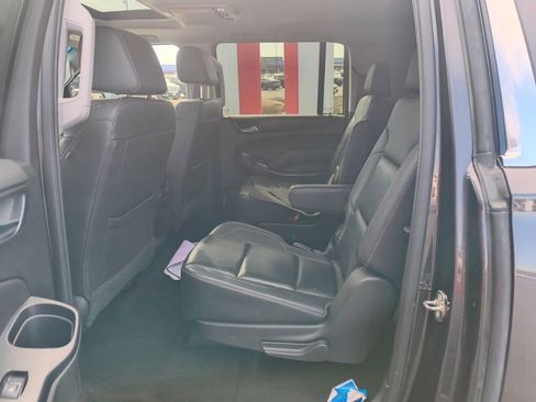 Used 2017 GMC Yukon XL SLT w/ Open Road Package image 11
