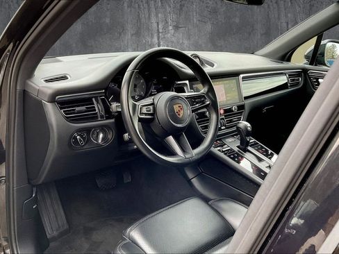 Used 2023 Porsche Macan S AWD/4WD image 17