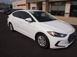 Used 2018 Hyundai Elantra SE FWD video 1