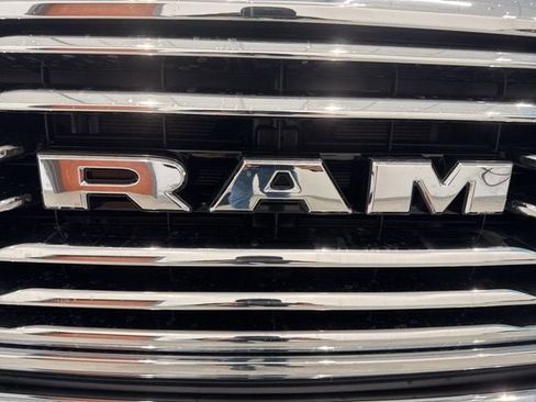 Used 2024 RAM 1500 Limited AWD/4WD image 13