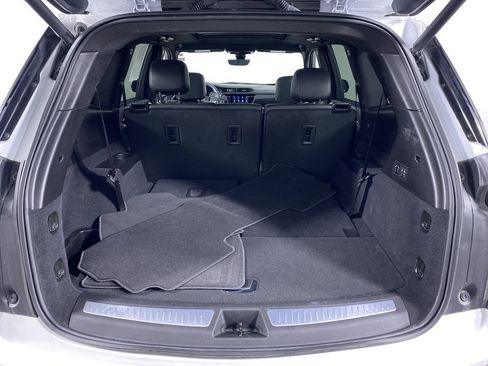 Certified 2024 Cadillac XT6 Sport w/ Technology Package image 16