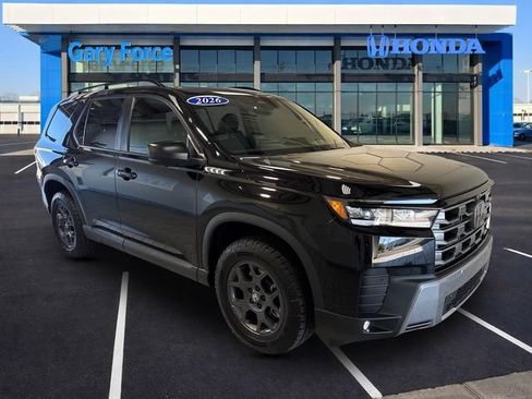 Certified 2026 Honda Pilot TrailSport image 1