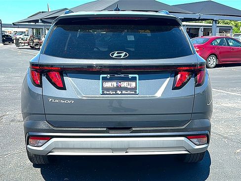 Used 2026 Hyundai Tucson SEL FWD image 7