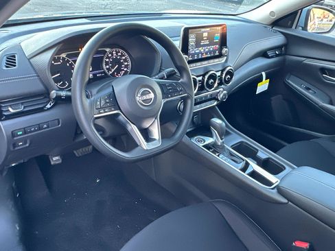 New 2025 Nissan Sentra SV image 30