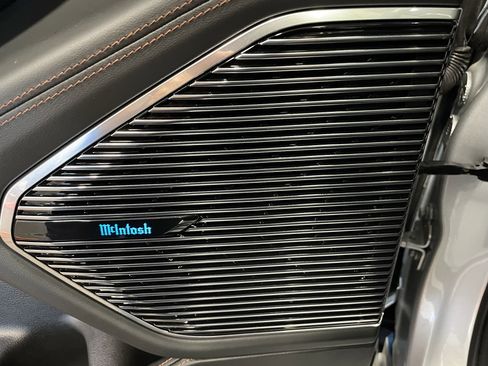 Used 2024 Jeep Grand Cherokee L Summit image 19