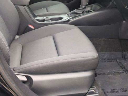 Certified 2023 Toyota Corolla LE image 27