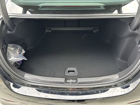 Certified 2025 Mercedes-Benz C 300 4MATIC Sedan image 28