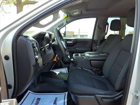 Used 2020 Chevrolet Silverado 1500 Custom Trail Boss w/ Custom Convenience Package AWD/4WD image 25