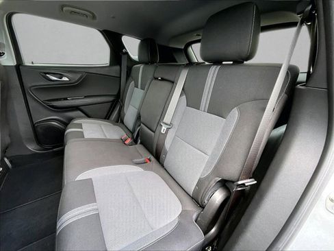 Used 2023 Chevrolet Blazer LT image 28