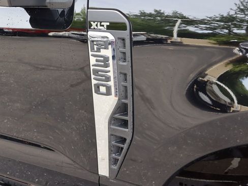 New 2026 Ford F350 XLT w/ FX4 Off-Road Package AWD/4WD image 19
