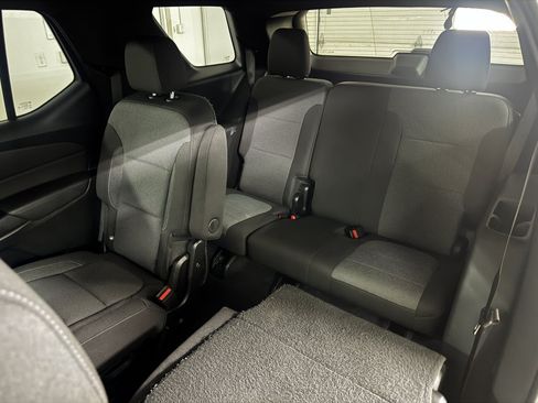 Used 2023 Chevrolet Traverse LT AWD/4WD image 50