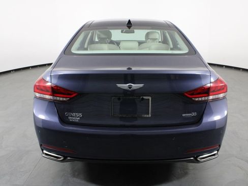 Used 2016 Hyundai Genesis 3.8 w/ Option Group 02 image 9