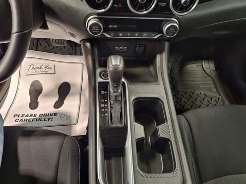 Used 2020 Nissan Sentra SV image 15